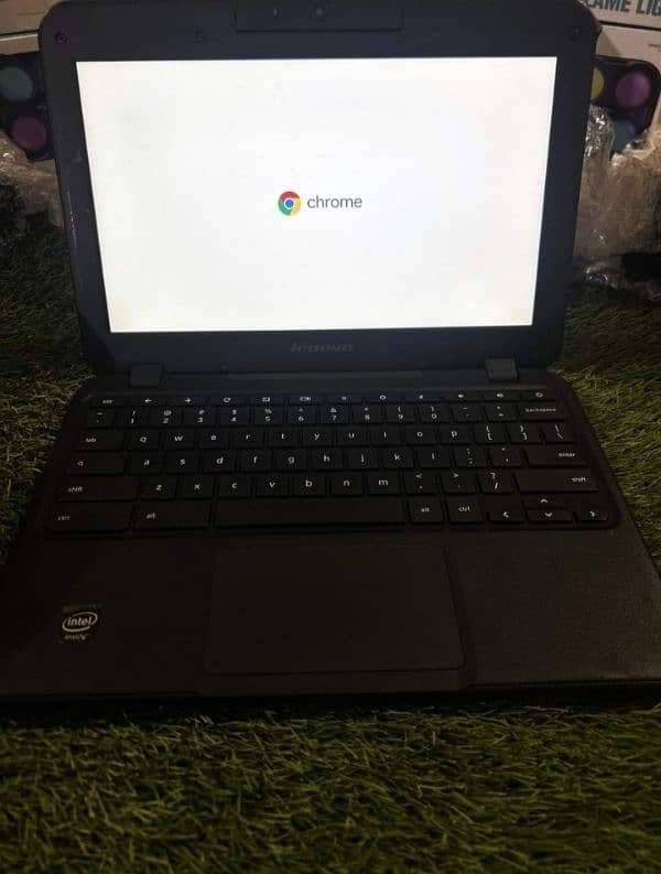 Lenovo Chromebook Win10 | N21 | 4/16GB (extendable) | Rotatable Webcam 4