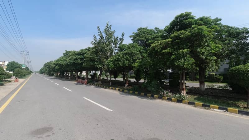 Back Of MAIN BOULEVARD 100 Ft Rd 1 Kanal TOP LOCATION PLOT For Sale In AWT PHASE 2 15