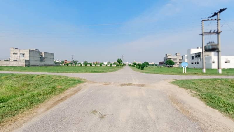 Back Of MAIN BOULEVARD 100 Ft Rd 1 Kanal TOP LOCATION PLOT For Sale In AWT PHASE 2 18