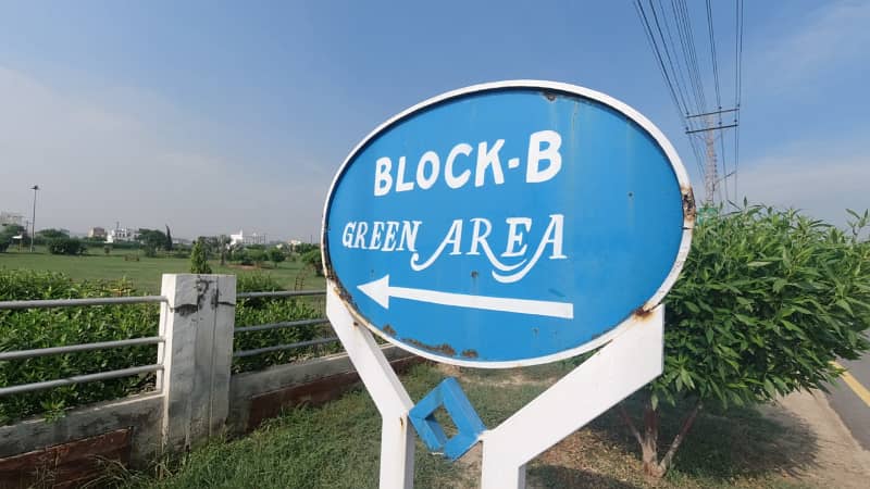 Back Of MAIN BOULEVARD 100 Ft Rd 1 Kanal TOP LOCATION PLOT For Sale In AWT PHASE 2 23