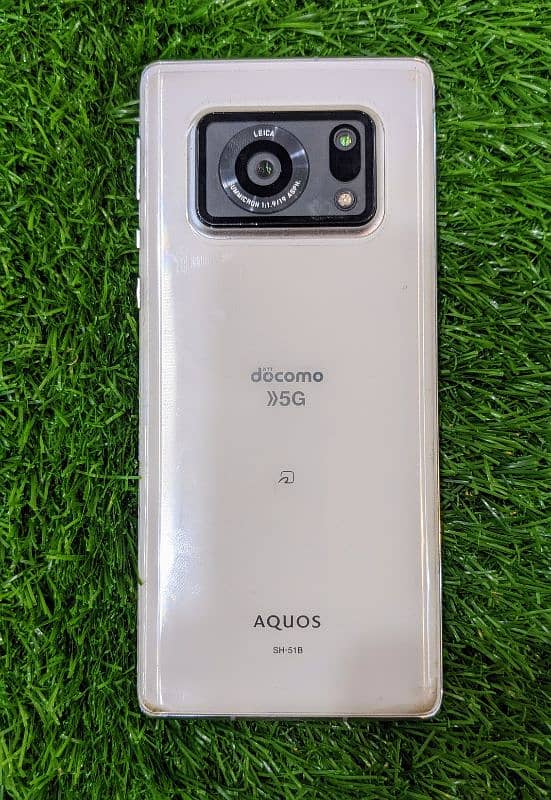 Aquos R6 5g 0