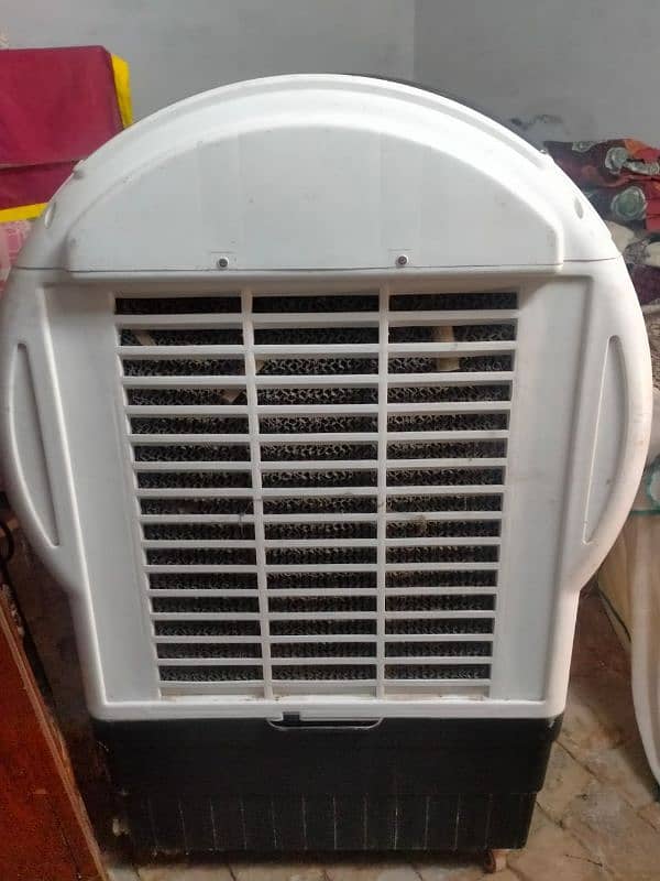 air collar good condition for sall.  03104356914 2