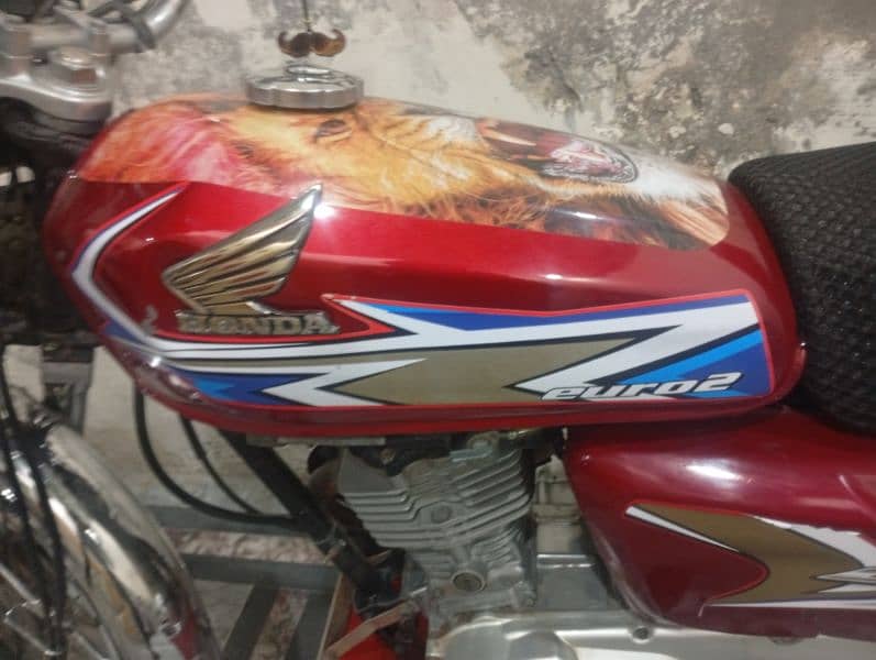 honda 125.2014 model sham  5 bjy ky bad rabta kry 5