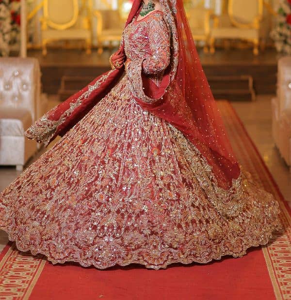 Bridal Lehnga / Barat Dress / Wedding Wear / Red Lehnga / Bridal Dress 0