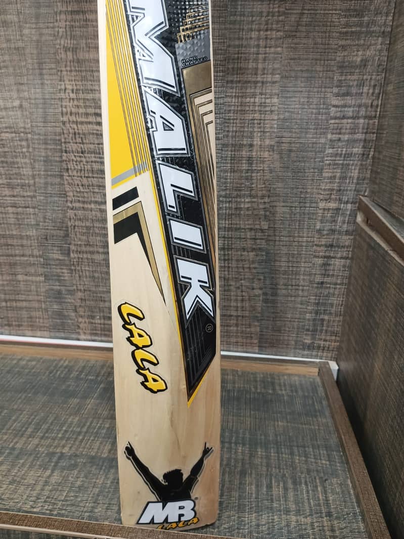 Orignal MB LALA Edition bat brand New in very reasonable price 0