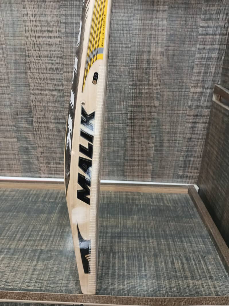 Orignal MB LALA Edition bat brand New in very reasonable price 1