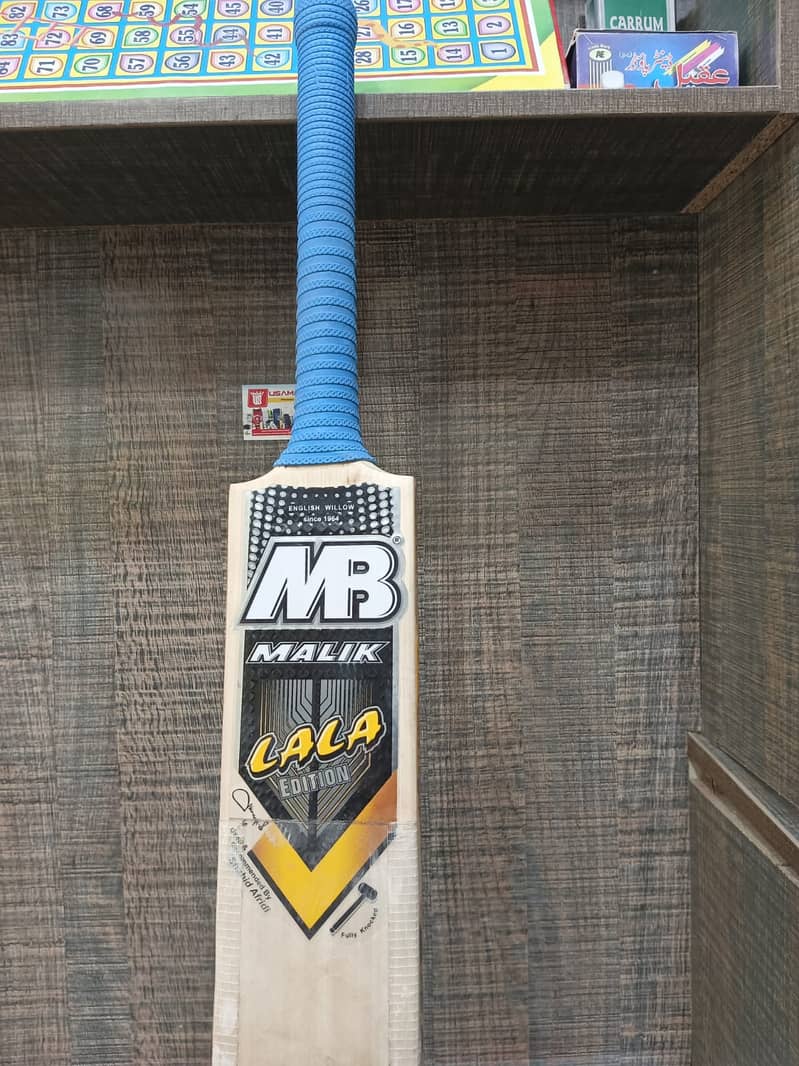 Orignal MB LALA Edition bat brand New in very reasonable price 3