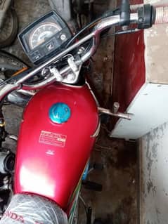 honda cd 70cc bilkul new teaching ki job krta tha ab resign de