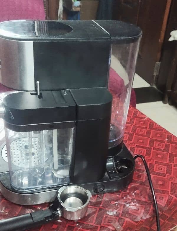 west point coffee maker machine model no WF- 2025 this is used in home 5