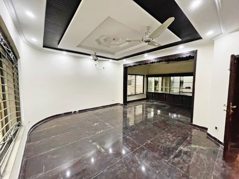 Cantt Properties Offer 1 Kanal House With Basement Available For Rent In DHA Phase 5 3