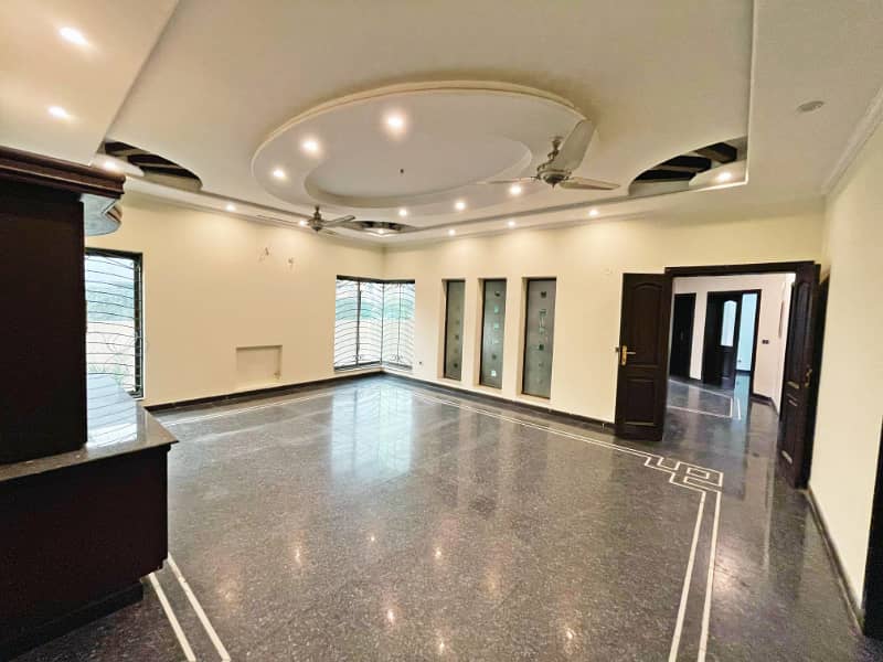 Cantt Properties Offer 1 Kanal House With Basement Available For Rent In DHA Phase 5 10