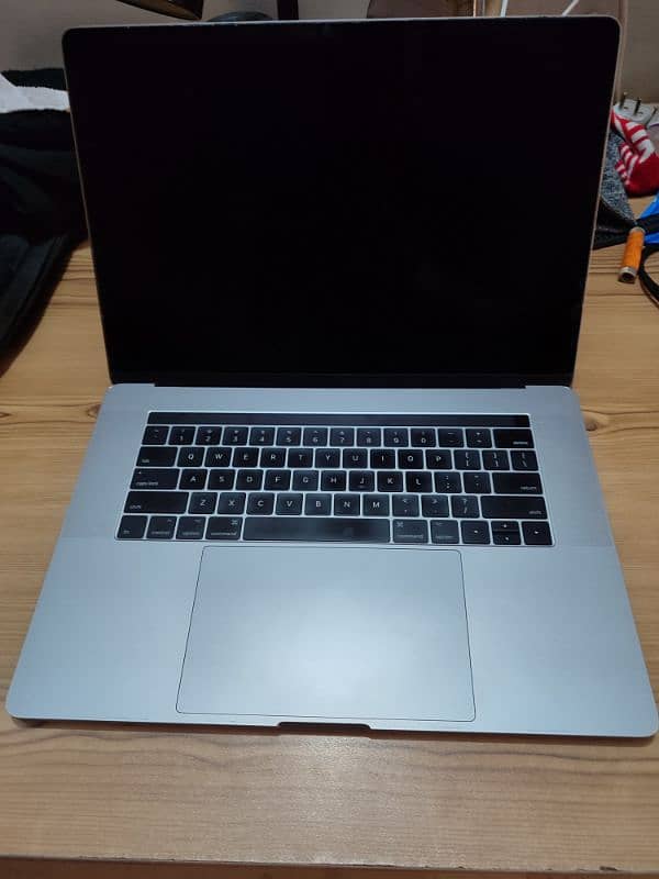 MacBook pro core i7 1