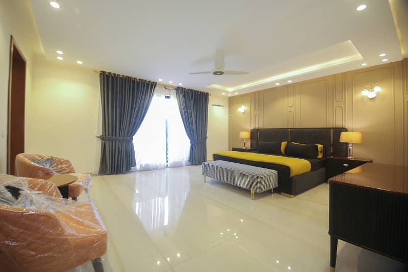 Daily Basis  Luxury house Available For Rent Fully Furnished 3 Bedroom Luxury house For Rent 8