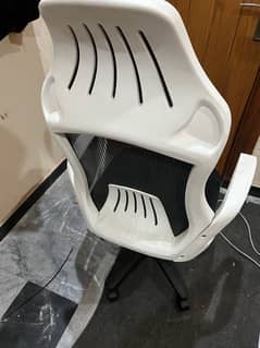 gaming chair  brand new condition