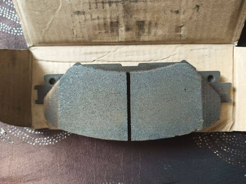 GM max brake pads for xli,axio,altis 3