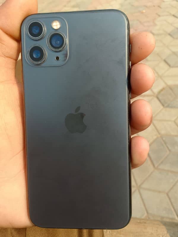 apple I phone 11 pro 1