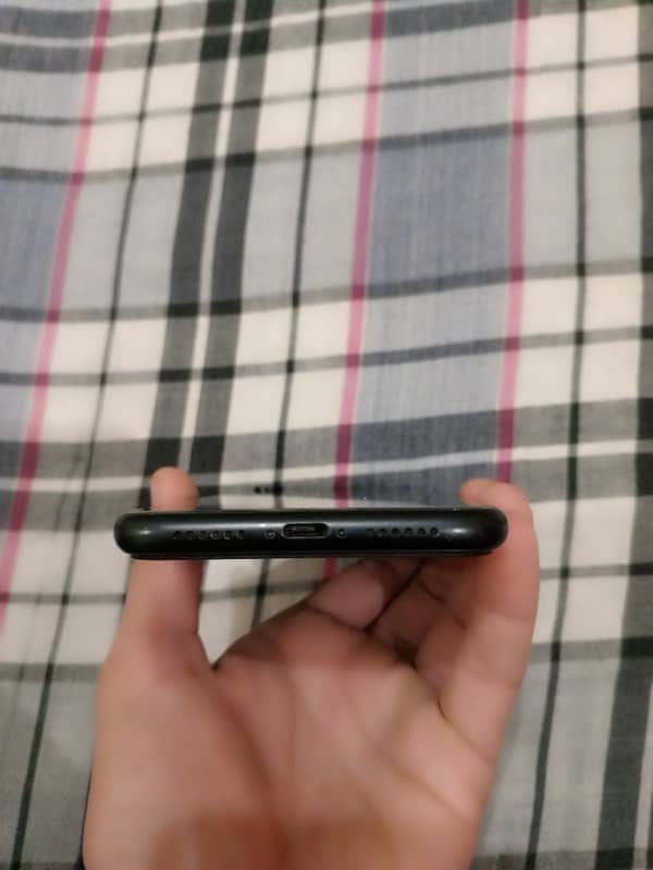 Iphone Xr - 10/10 Condition - 64/GB 3