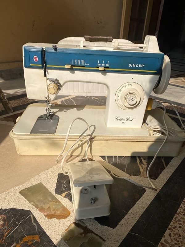 Singer Sewing machine 6