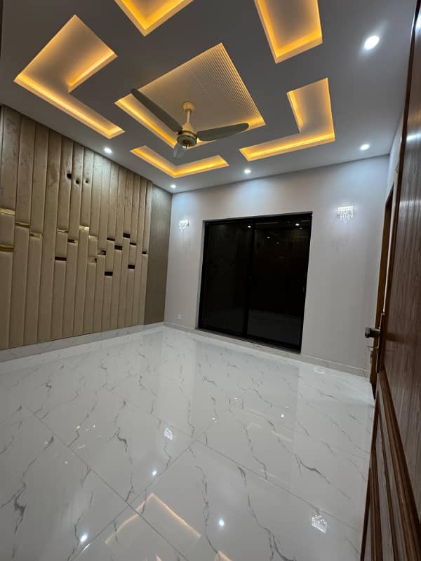 5 MARLA BRAND NEW HOUSE FOR SALE ON 3 YEAR INSTALLMENT IN REHAN GARDEN PH-2 22