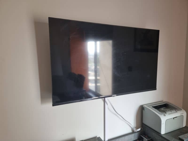 43 inch Izone LED smart Android TV 1