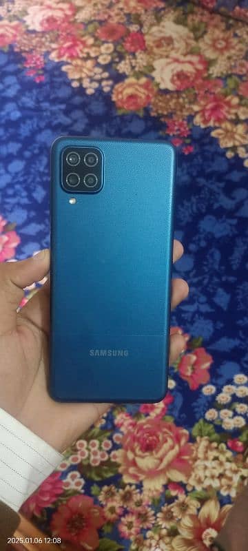 Samsung galaxy A12 1