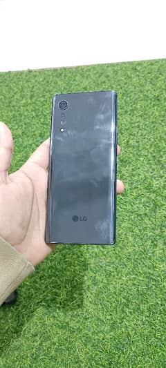 LG