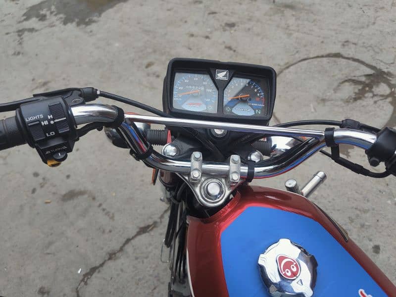 Honda CD 125 For Sale 7