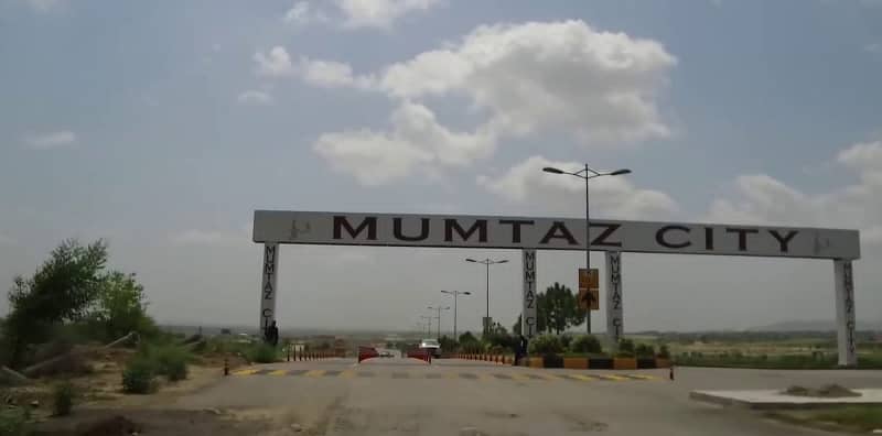 A Residential Plot Of 1500 Square Feet In Mumtaz City 1