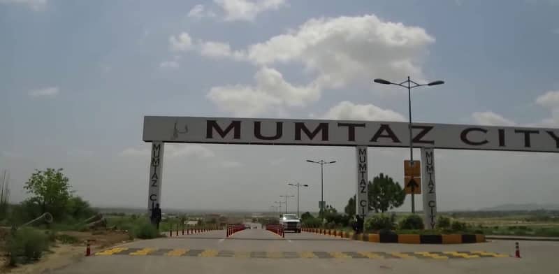 A Residential Plot Of 1500 Square Feet In Mumtaz City 8