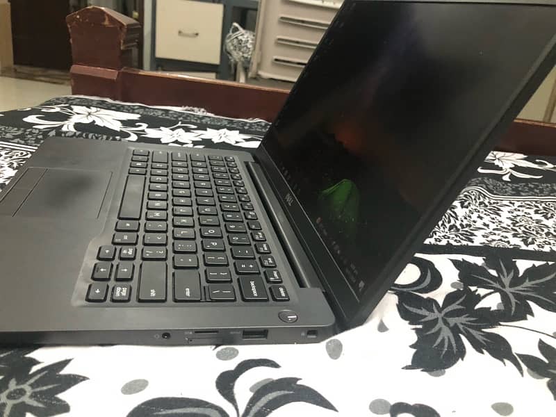 Dell 7400 i5 8th gen 2