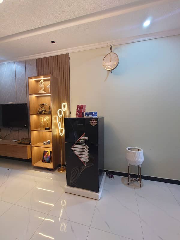 E-11 Makkah Tower Fully Furnished 2Bed Apartment (Flat) Available For rent Islamabad 6