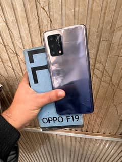 OPPO F19 // plz jis Bhai nay Lena ho Wo hi Contact karay Ok thanks