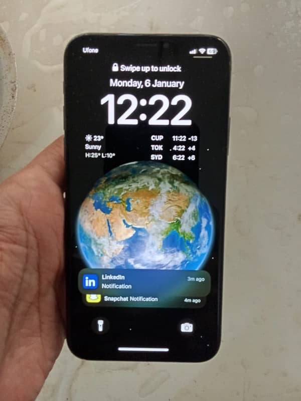 iphone xs 64 gb pta approved 4