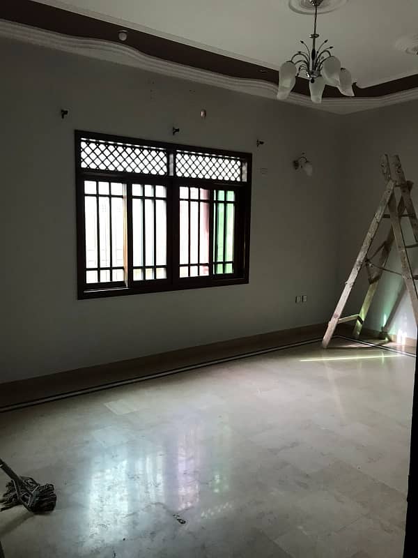 three bed dd 1st floor portion for rent in johar 1