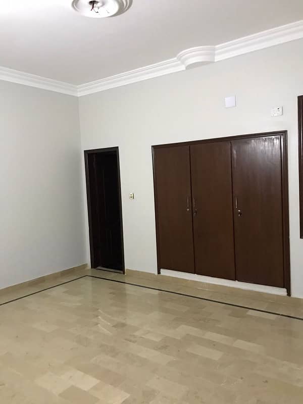 three bed dd 1st floor portion for rent in johar 2