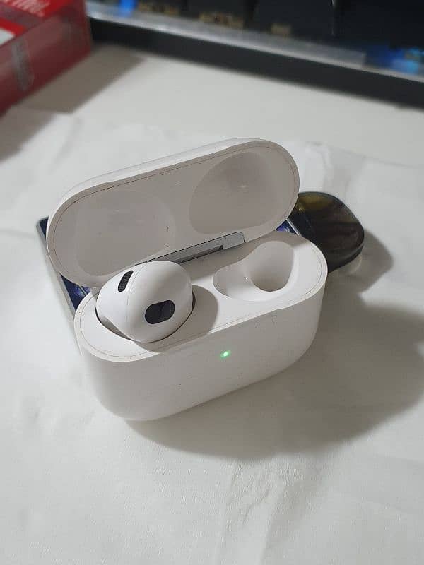 apple airpods 3rd generation 1