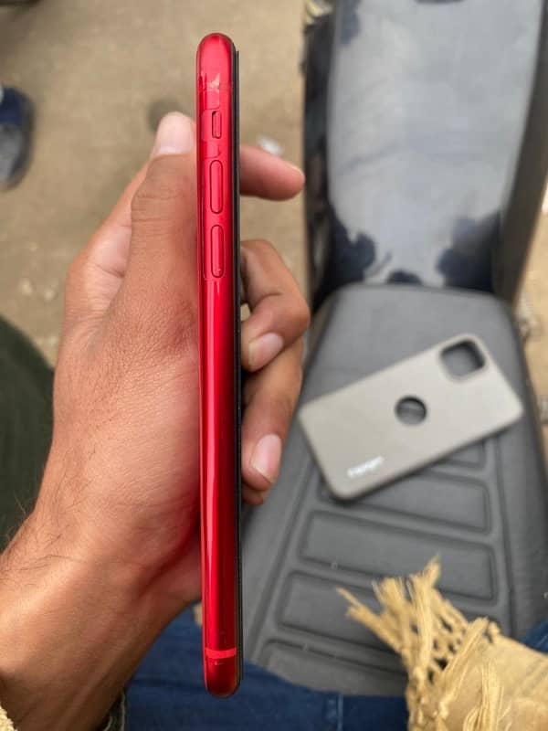 iphone 11 Non-PTA 4