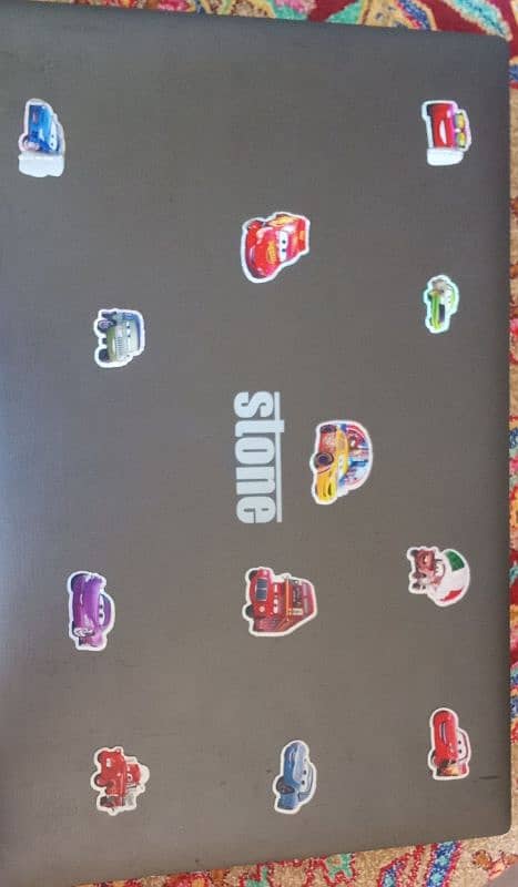 Stone Laptop ( Genuine Condition) 4