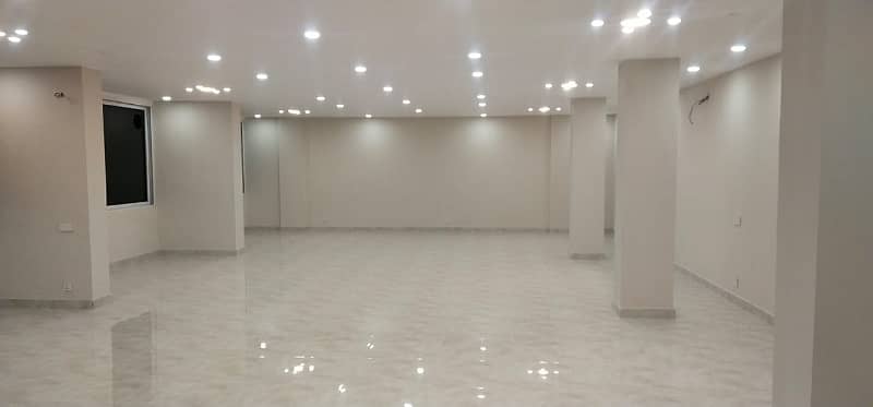 PC Marketing Offers! 1500 SqFt 2nd Floor Available For Rent In Blue Area 10