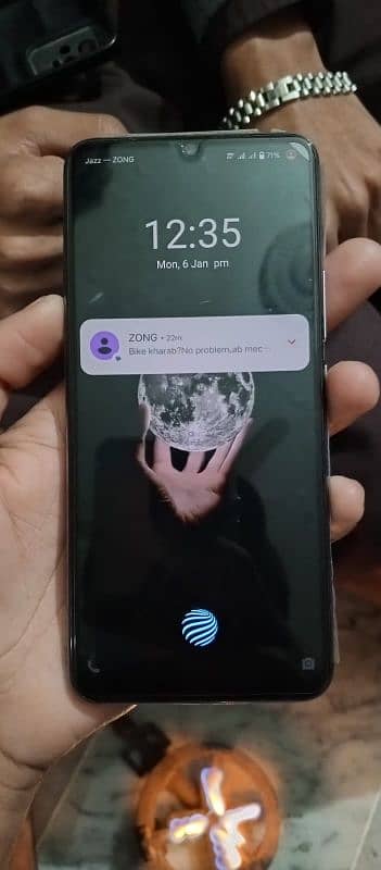 VIVO v20.8/10. without box. exchange possible. 03203602778 1