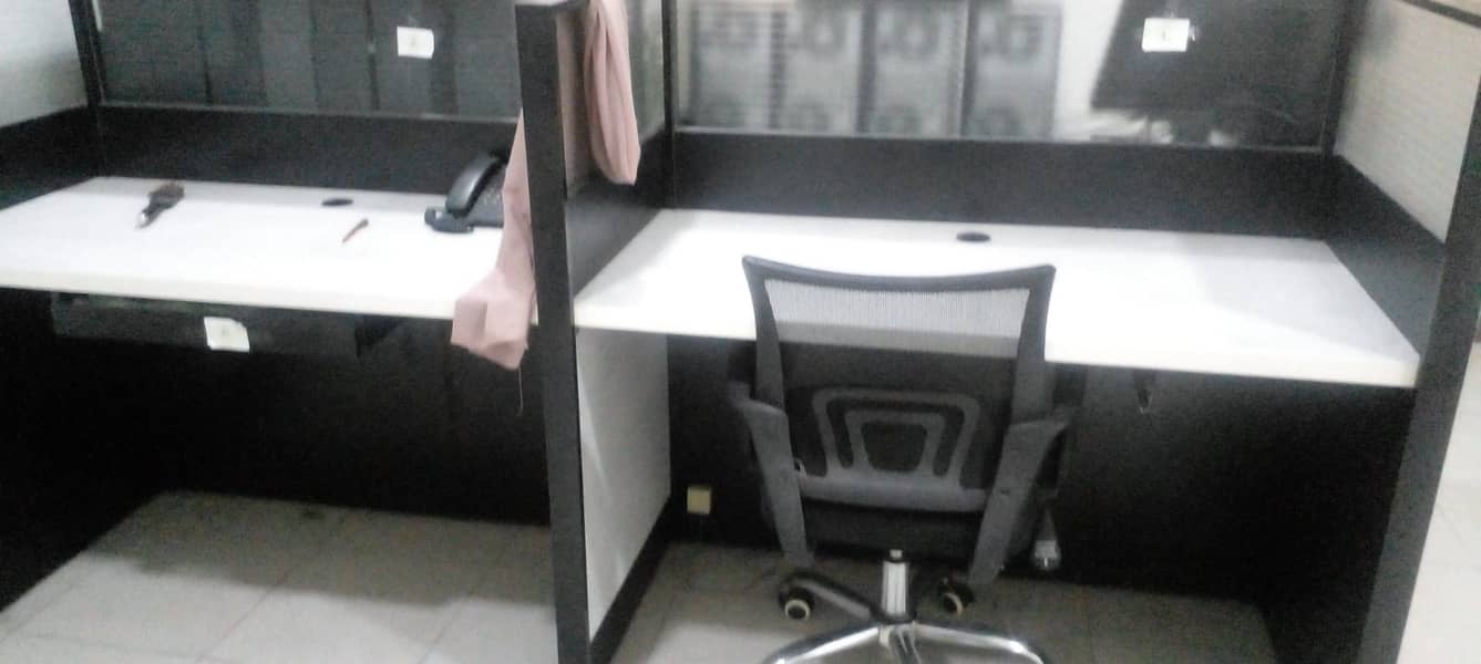 Office tables for sale 3