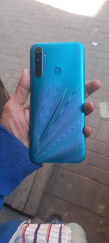 Realme 5i 4/64 2