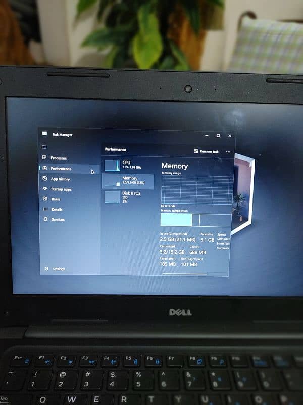 Dell latitude 3380.128gb SSD . 8gb ram . not a single issue. 2