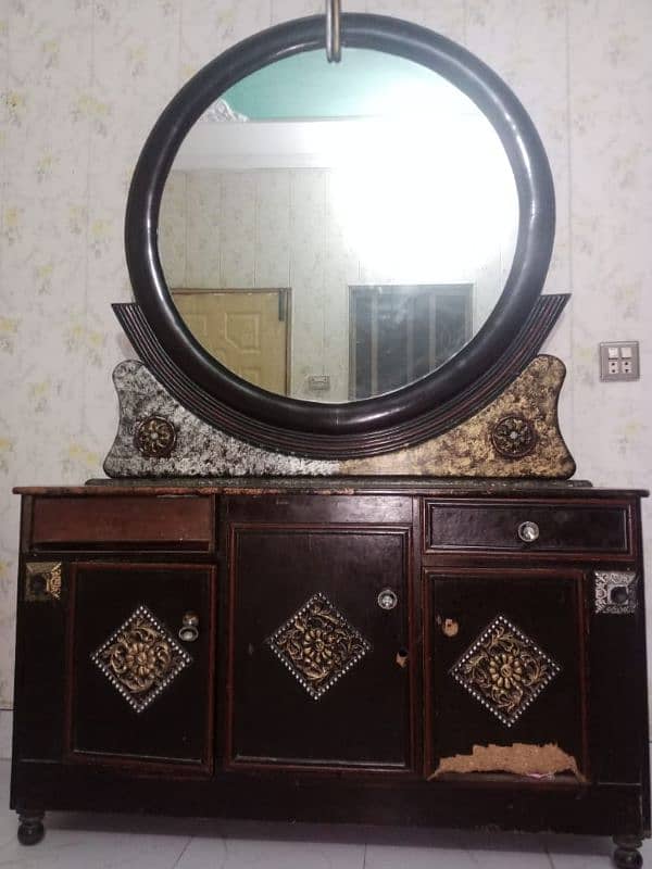 Dressing table with mirror and side table 0