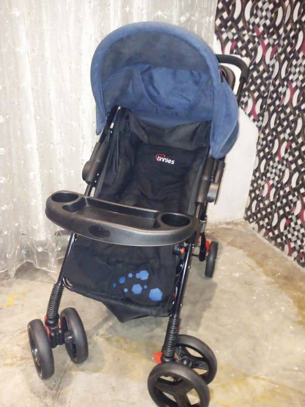 Tinnies stroller acid blue & black color C18 5