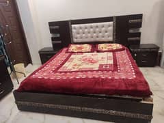 King Size Bed with Mattress + 2x Side Tables + 1x Dressing Table