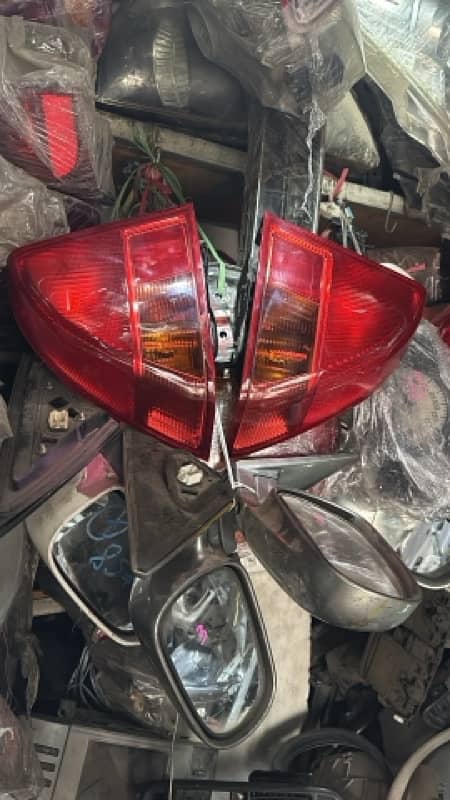 Honda civic 2003 model front and back lite available original stanley 0