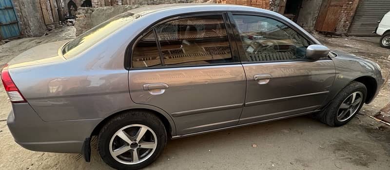 Honda Civic EXi 2003 1