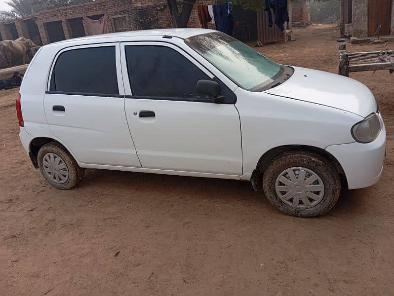 Suzuki Alto 2011 3