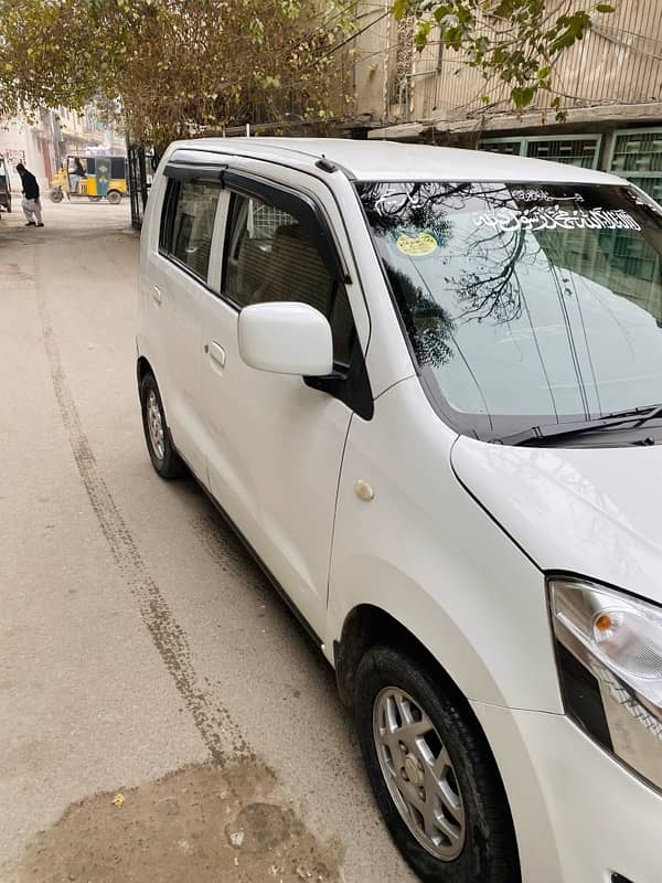 Suzuki Wagon R 2019 1